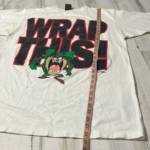 Vintage Tasmanian Devil Wrap This Tee. 1994 - Picture 7 of 7
